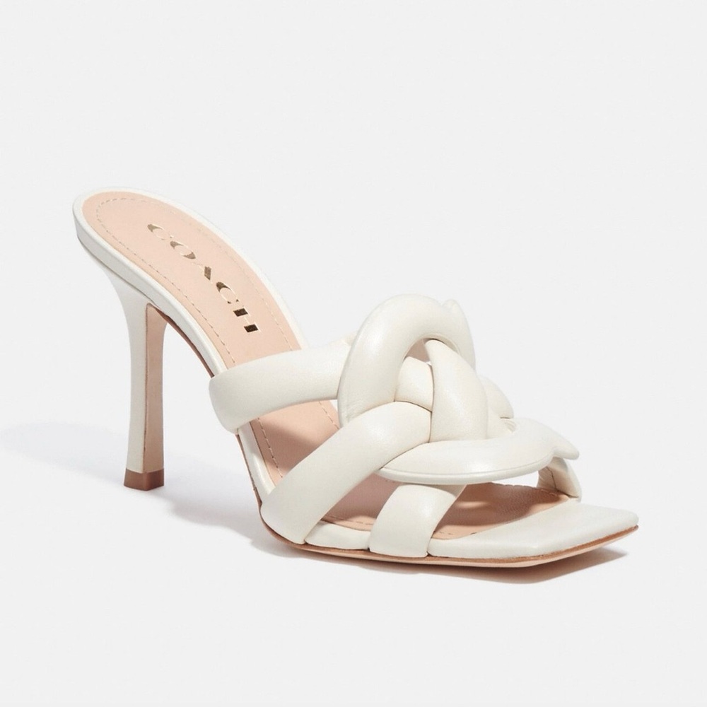 NWT Coach Kellie Sandal